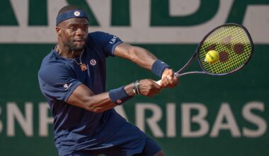 Frances Tiafoe yells at opponent during heated French Open comeback win