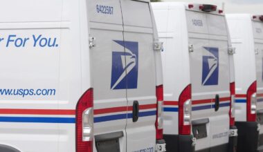 United States Postal Service considers allowing people to ship handguns through the mail