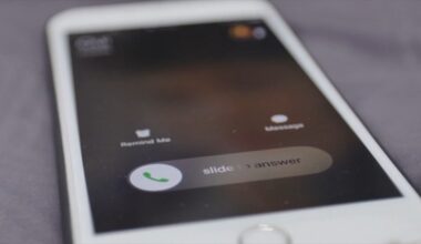 Bay Area mom out thousands after scammers use AI to mimic daughter's voice in fake kidnapping; part of growing trend