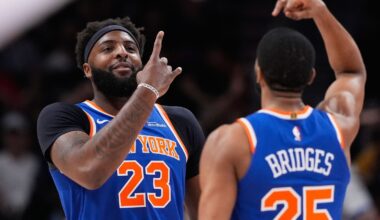Knicks center Mitchell Robinson suffers broken pinky finger; no timetable for return, sources tell ESPN