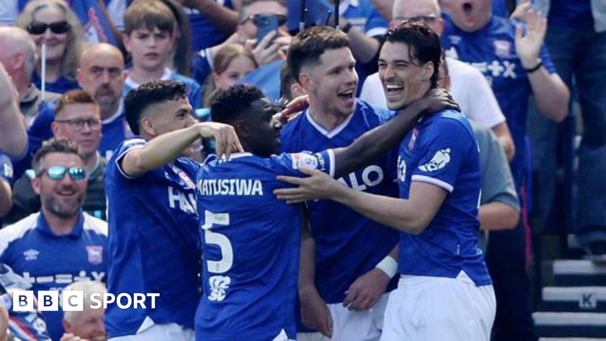 EFL Championship LIVE: Build-up, team news, score and live text updates from 12 games
