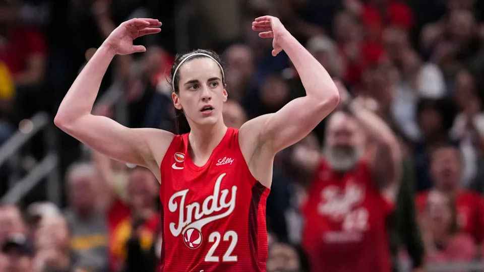 Indiana Fever guard <a class="link " href="https://sports.yahoo.com/wnba/players/10154/" data-i13n="sec:content-canvas;subsec:anchor_text;elm:context_link" data-ylk="slk:Caitlin Clark;sec:content-canvas;subsec:anchor_text;elm:context_link;itc:0" data-yga="{"yLinkElement":"context_link","yModuleName":"content-canvas","yLinkText":"Caitlin Clark","ySubModuleName":"anchor_text","yHasCommerce":false}">Caitlin Clark</a> (22).Grace Smith&sol;IndyStar &sol; USA TODAY NETWORK via Imagn Images
