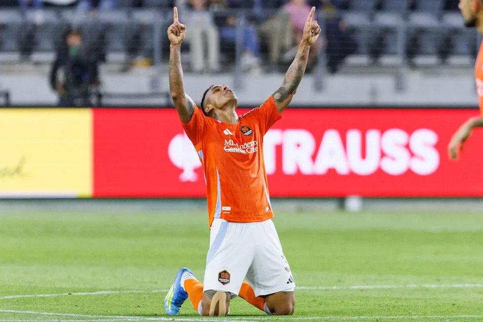 Antônio Carlos #3 of Houston Dynamo FC celebrates a victory after an MLS match against LAFC on May 10, 2026 at BMO Stadium in Los Angeles, California.