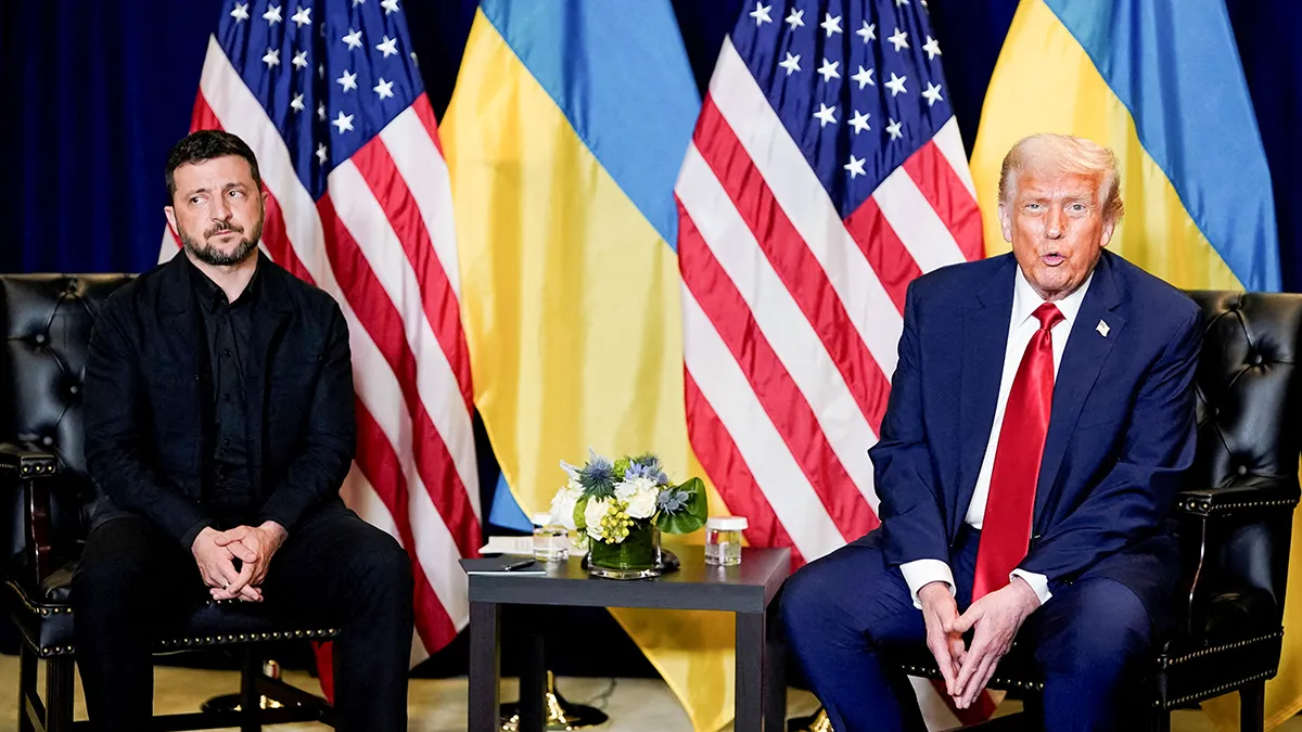 <p>El presidente estadounidense Donald Trump se reúne con el presidente ucraniano Volodymyr Zelenskiy durante la 80.ª Asamblea General de las Naciones Unidas, en la ciudad de Nueva York, EE. UU., el 23 de septiembre de 2025 - REUTERS/ AL DRAGO</p>