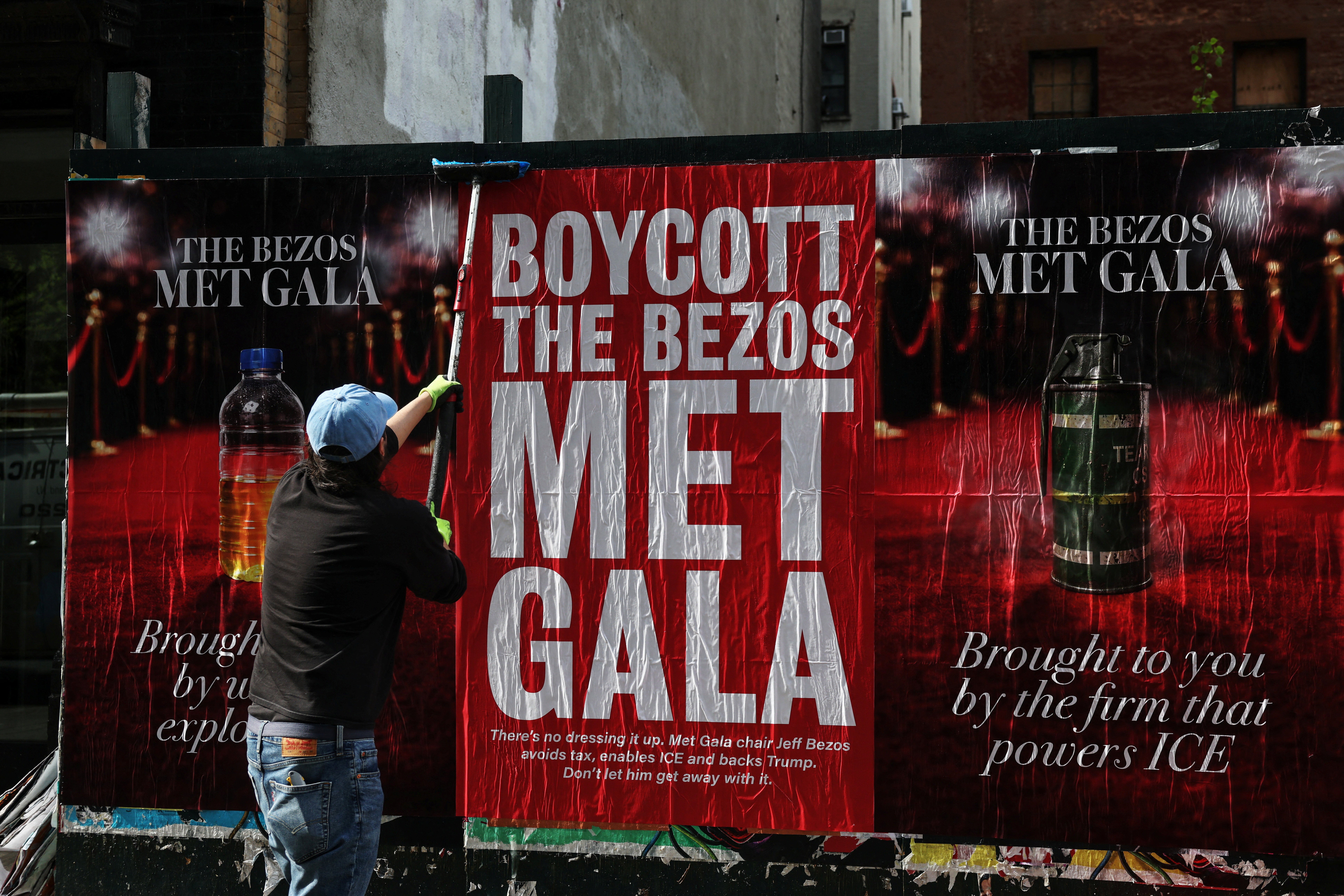 A flyer campaign in New York City was organized by the British political activist group Everyone Hates Elon to protest Bezos’s sponsorship