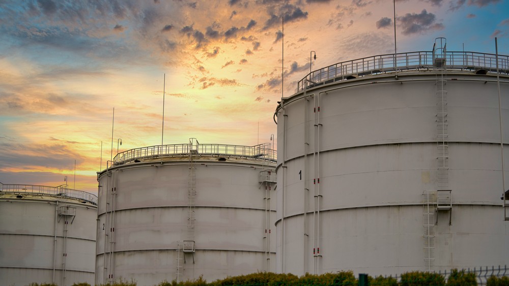 Goldman Sachs Sounds Fresh Alarm on Global Oil Stockpiles