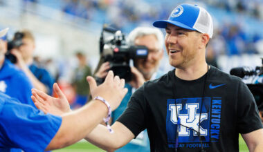 La Familia head coach Kentucky Sean Woods