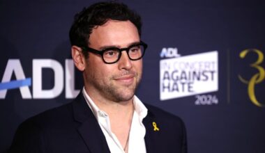 Scooter Braun Says Feud With Taylor Swift Turned Him Into 'A Villain'
