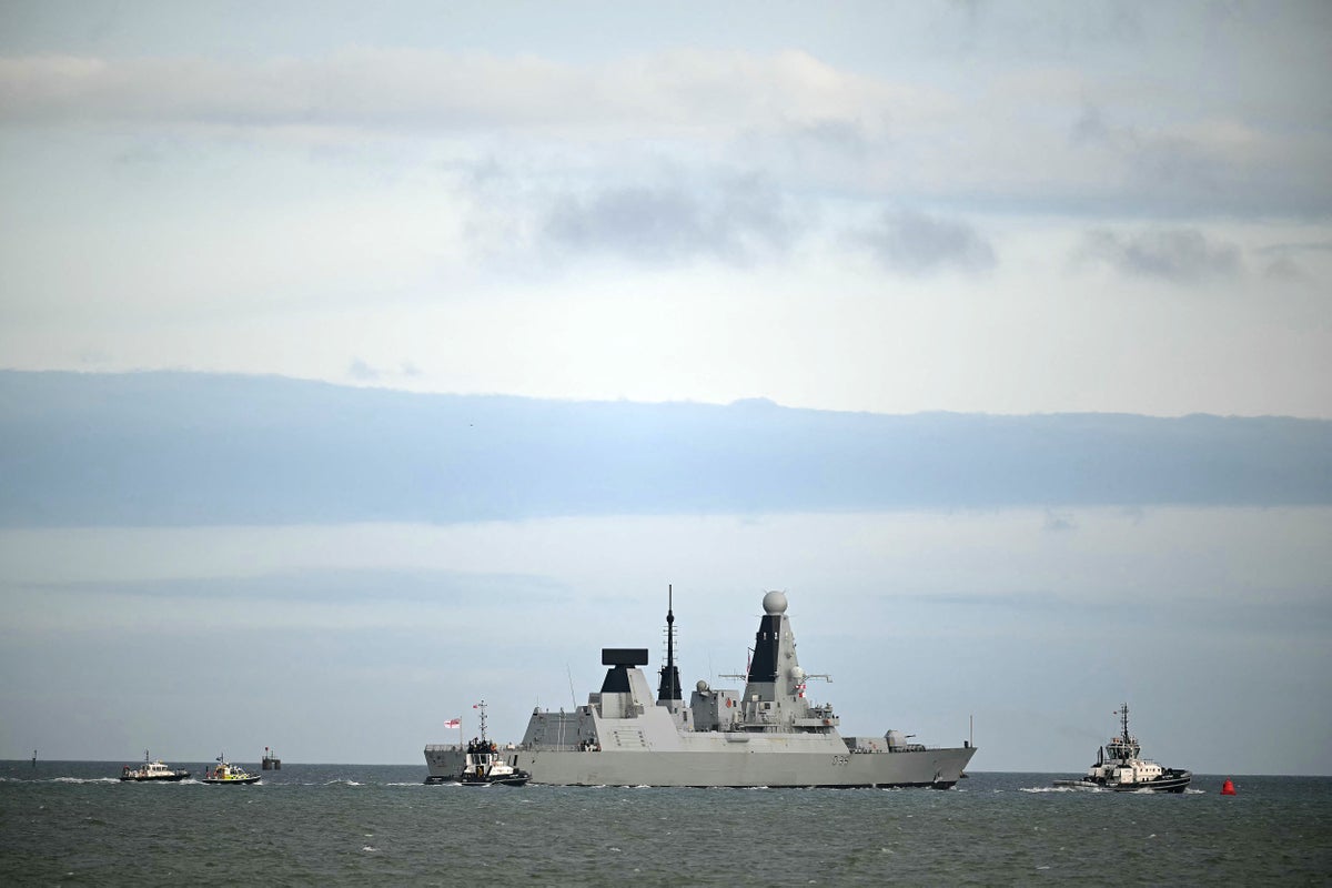 Iran-US war latest: Tehran vows to tighten grip on Strait of Hormuz as Trump mocks Iranian drone threat