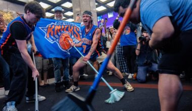 DoorDash Offers Free Brooms in NYC After Knicks Sweep Cavs in NBA Playoffs