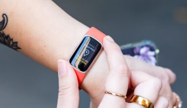 What’s the role of a simple fitness band in the AI health era?