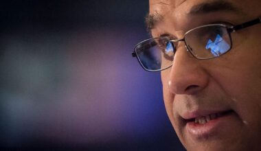 Canada has a $500-billion opportunity if it acts more like the U.S., Balsillie says