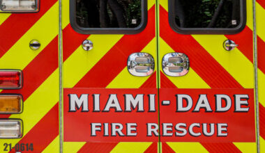 11 hospitalized after possible boat explosion near Miami Beach