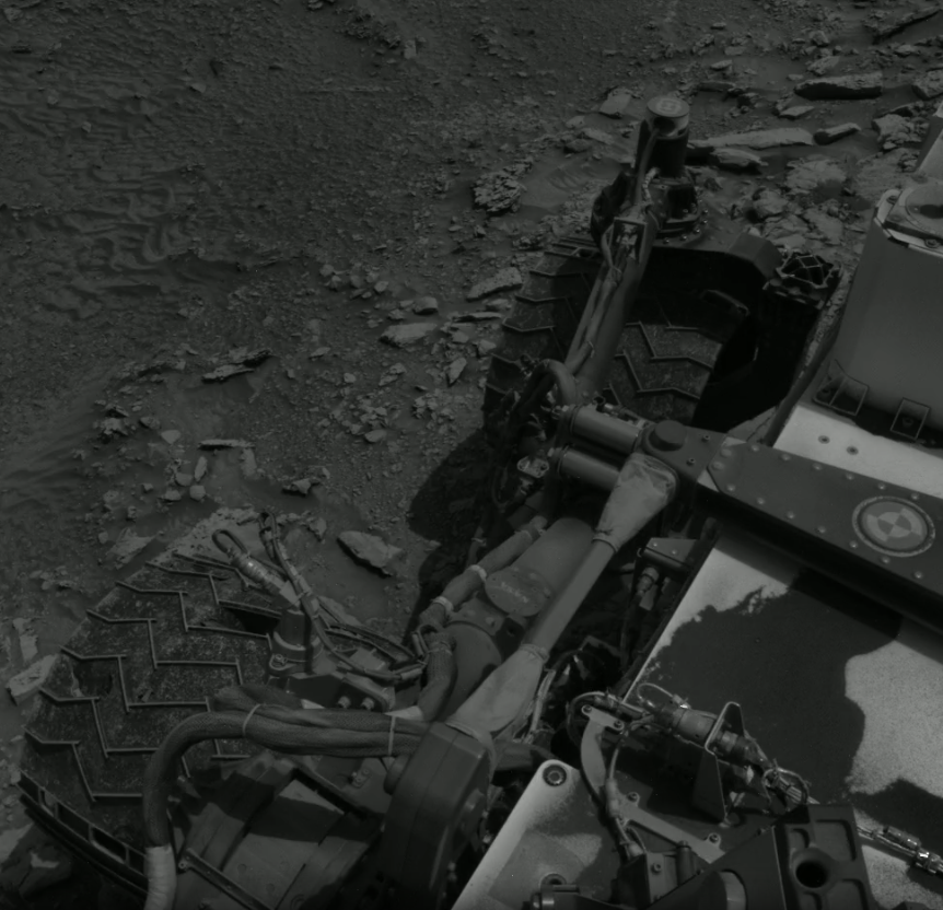 Video reveals heavy years of wear on Mars rover's wheels
