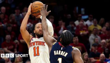 The New York Knicks' Jalen Brunson shoots the ball as he is challenged by the Cleveland Cavaliers' James Harden