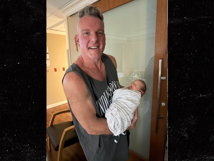 sub-Pat-McAfee-Samantha-McAfee-x-2