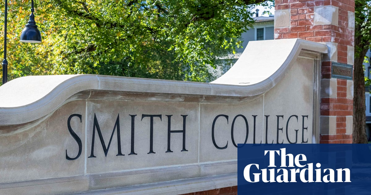 Trump administration investigates Smith College for admitting transgender women | Trump administration
