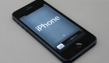 Apple iPhone Sales Appear Unstoppable