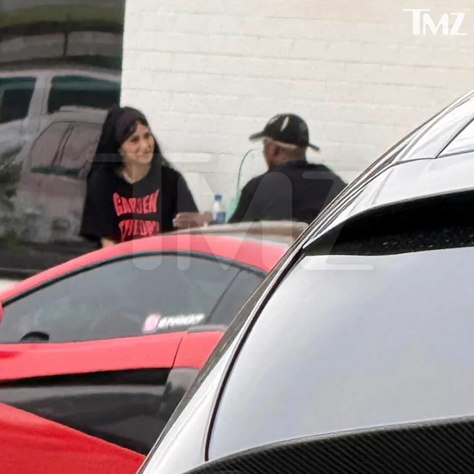 Cardi B and Stefon Diggs appeared to get into a verbal spat. TMZ