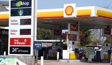 Shell under fire over ‘outrageous’ profits after boost from soaring oil prices