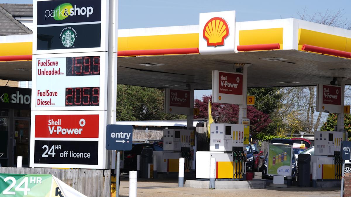 Shell under fire over ‘outrageous’ profits after boost from soaring oil prices