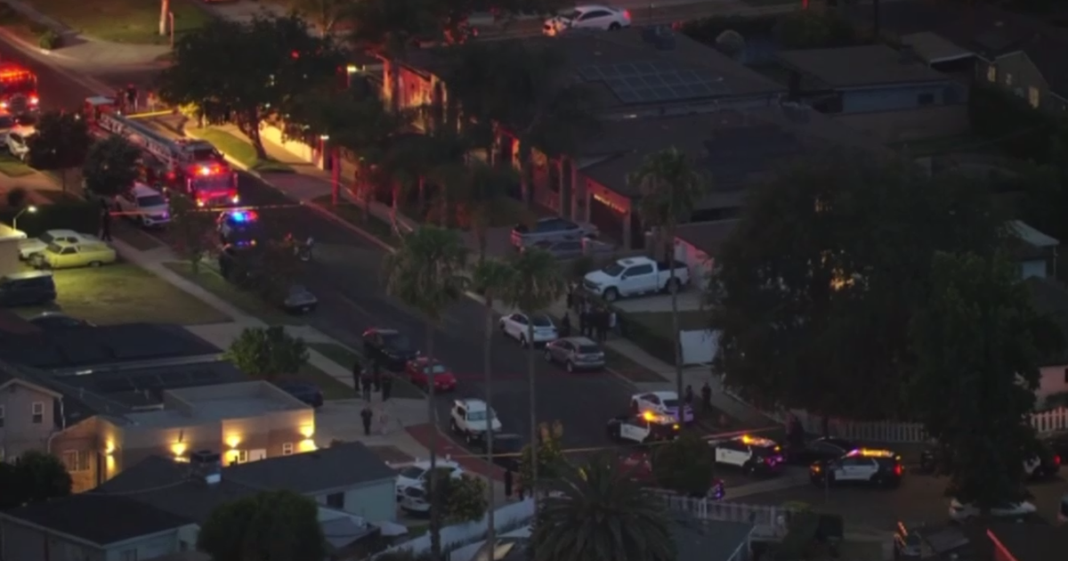 2 kids and 2 adults shot to death in North Hills neighborhood