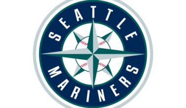 Perez play at the play highlights Royals sweep of Mariners