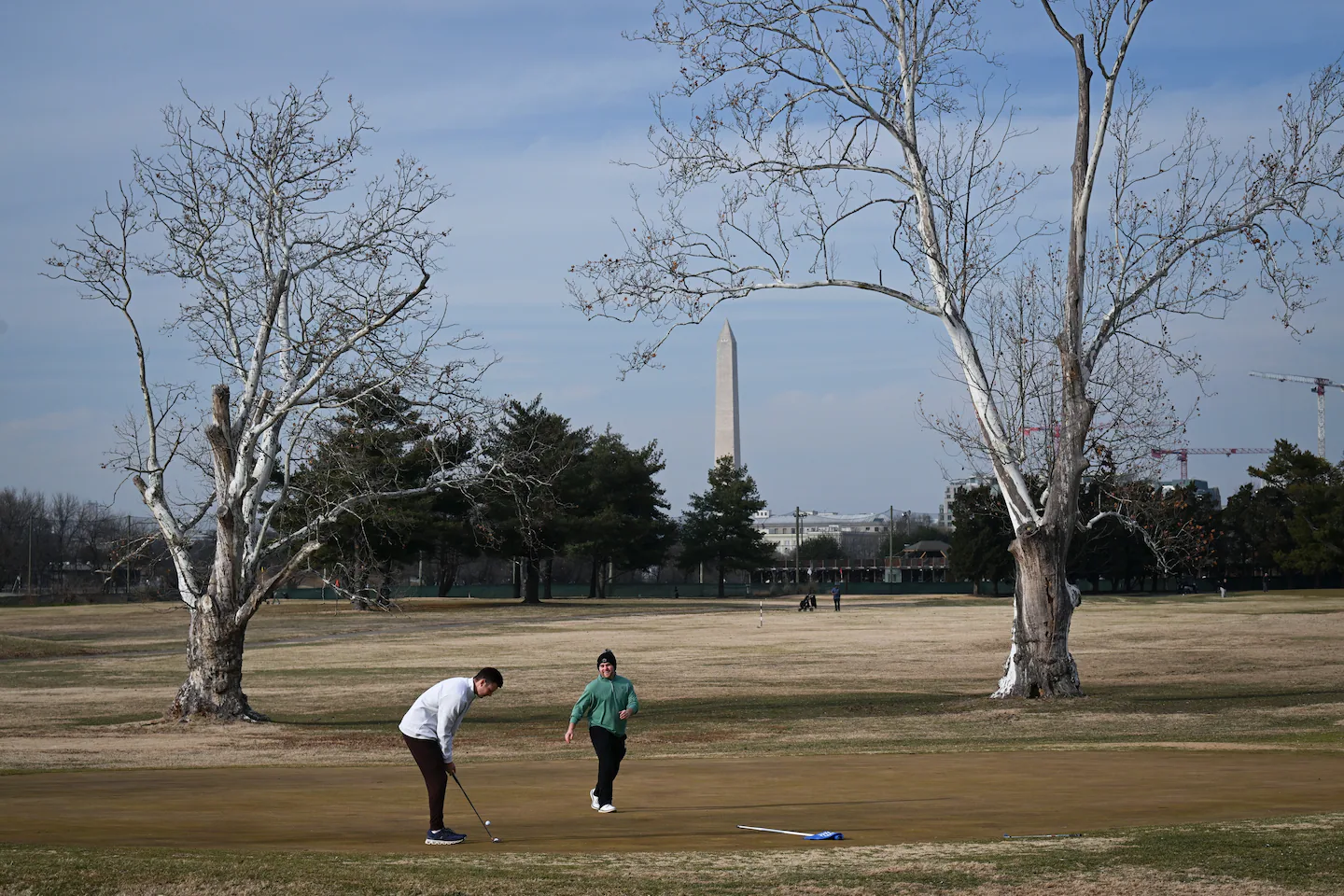 Watchdog group asks judge to halt Trump’s plan for East Potomac Golf Links - The Washington Post