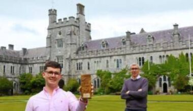 Cork college student wins entreprenuer award for e-commerce business