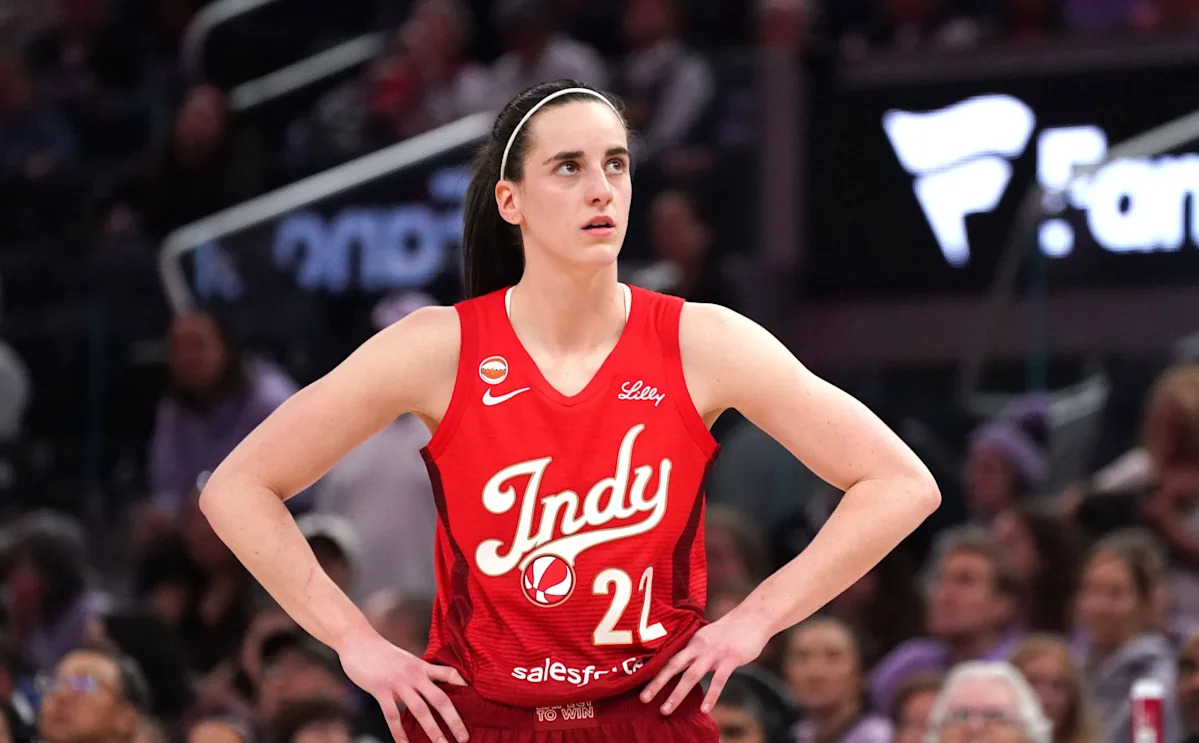 Caitlin Clark showered with boos during latest loss