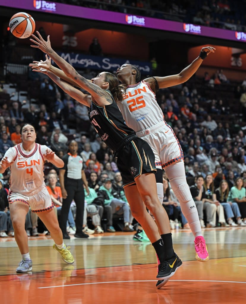 Kennedy Burke (25) defends during the Sun’s May 3 game against the Liberty. Getty Images