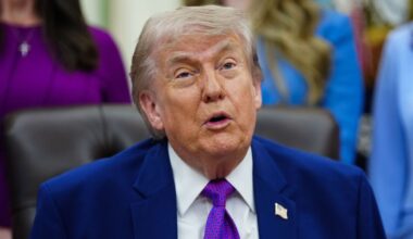 Trump gushes that President Xi runs China with an 'iron fist' - Politics - News