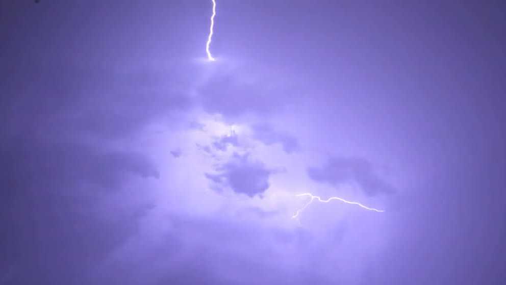 Summer storms spark anxiety for kids, adults and pets