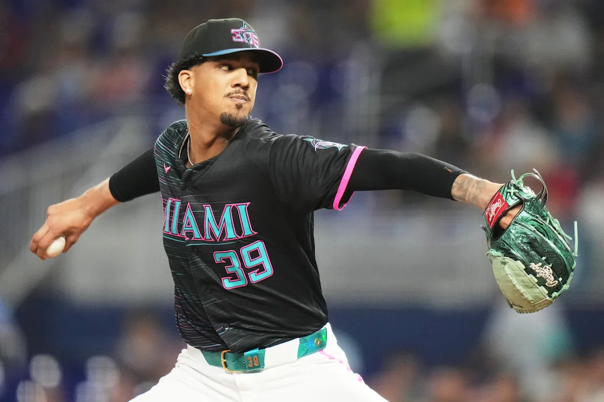 Marlins pitcher Eury Pérez expected to miss approximately 8 weeks with odd leg injury