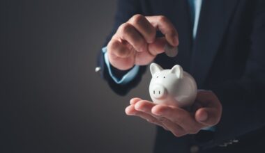 'You Have A Very Good Life,' Dave Ramsey Tells 65-Year-Old With $500K Savings — 'Don't Go Screw That Up With An Airbnb'
