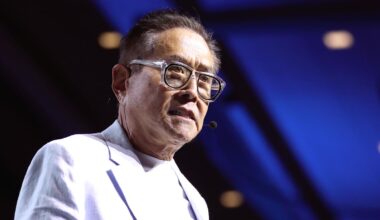 Robert Kiyosaki warns a ‘Greater Depression’ is coming for the US. How to protect yourself (and stay rich) if he’s right