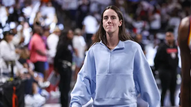 Sep 14, 2025; College Park, Georgia, USA; Indiana Fever guard Caitlin Clark (22) walks to the locker room against the <a class="link " href="https://sports.yahoo.com/wnba/teams/atlanta/" data-i13n="sec:content-canvas;subsec:anchor_text;elm:context_link" data-ylk="slk:Atlanta Dream;sec:content-canvas;subsec:anchor_text;elm:context_link;itc:0" data-yga="{"yLinkElement":"context_link","yModuleName":"content-canvas","yLinkText":"Atlanta Dream","ySubModuleName":"anchor_text","yHasCommerce":false}">Atlanta Dream</a> at halftime during game one of round one for the 2025 WNBA Playoffs at Gateway Center Arena at College Park. Mandatory Credit: Brett Davis-Imagn Images© Brett Davis-Imagn Images