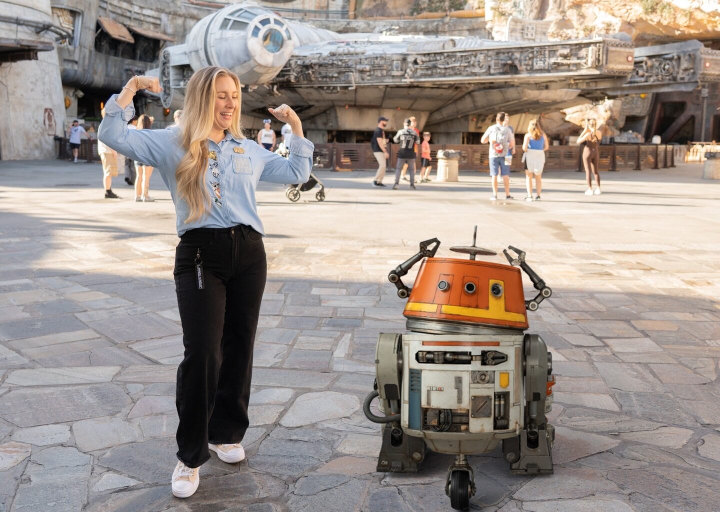 Star Wars PhotoPass Shots Only Available Until 4 p.m. on May the 4th at Disney's Hollywood Studios