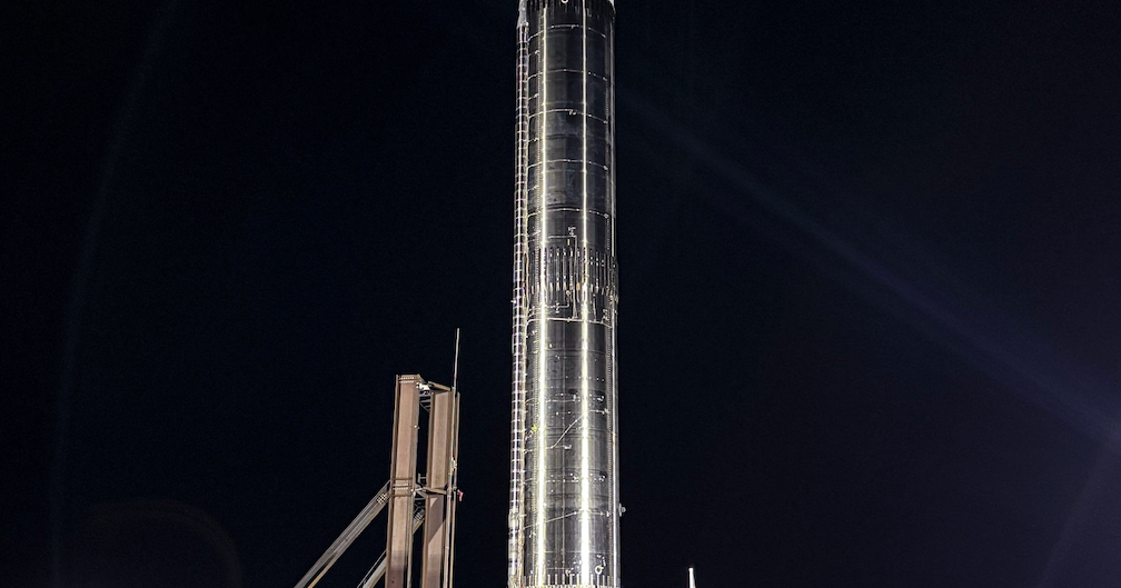 Rocket startup’s towering booster arrives in Moses Lake as Stoke Space nears first launch | Columbia Basin