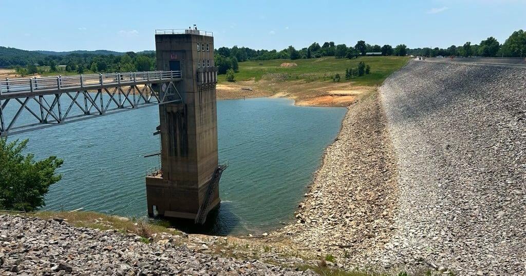 Drought causes water levels of Rough River Lake to drop 16 feet below normal | Local News