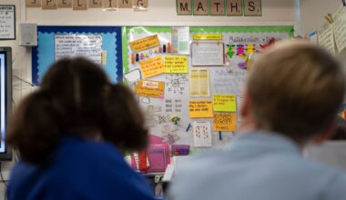 The London schools using VR to help pupils manage exam stress - The Independent