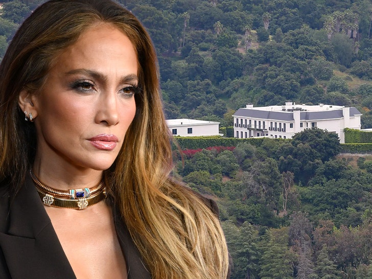 jennifer lopez house sold getty composite