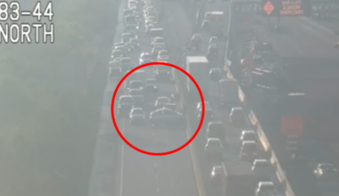 Traffic nearly at a standstill following I-83 wreck in Dauphin County, Pa.