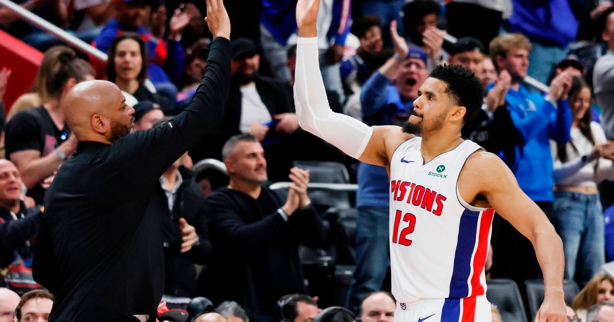 Detroit Pistons announce extension with coach J.B. Bickerstaff :: WRAL.com