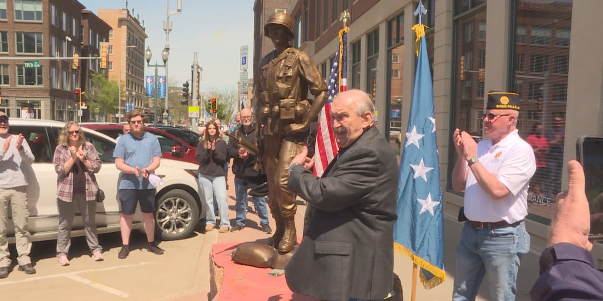 Medal of Honor recipient honored with downtown statue
