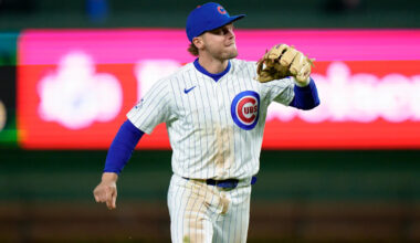Nico Hoerner tosses ball between legs for highlight-reel putout, but Cubs' skid hits 7 games vs. Astros