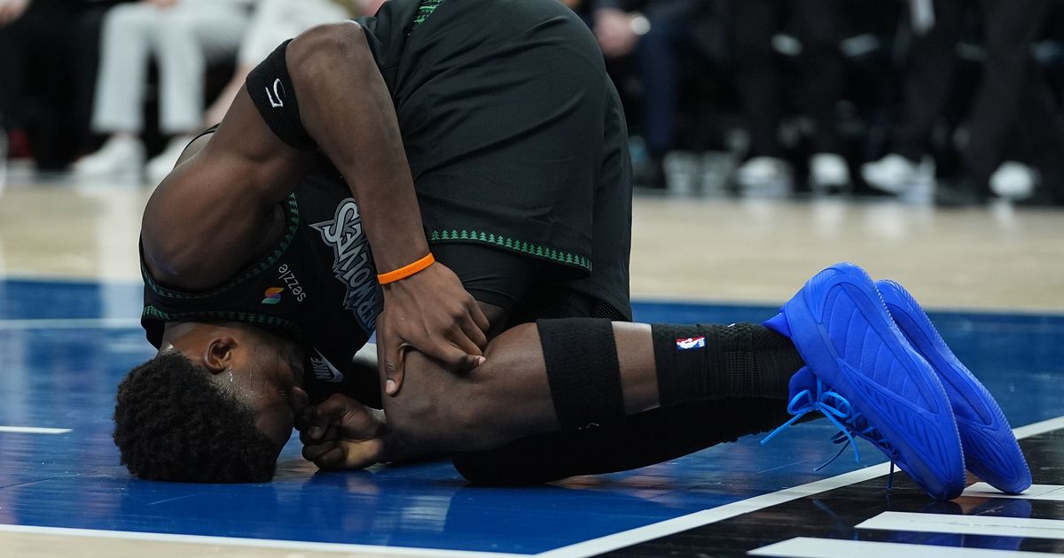 Edwards cleared to play for Timberwolves in series opener against Spurs after expedited rehab :: WRAL.com