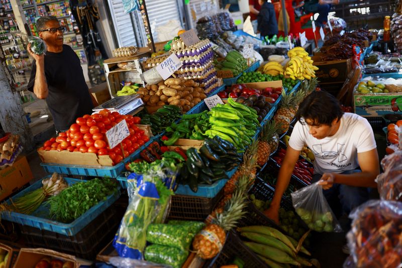 Mexican headline inflation eases for the first time since December, paves way for rate cut