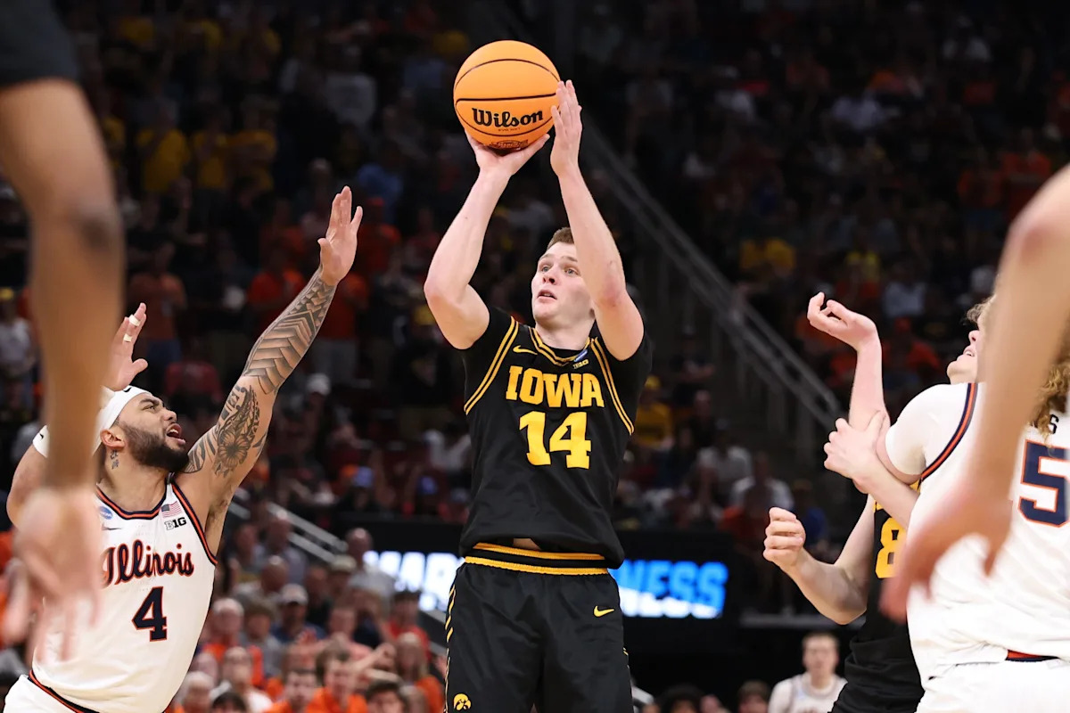 'Best shooter in this draft': Bennett Stirtz talks NBA skill set