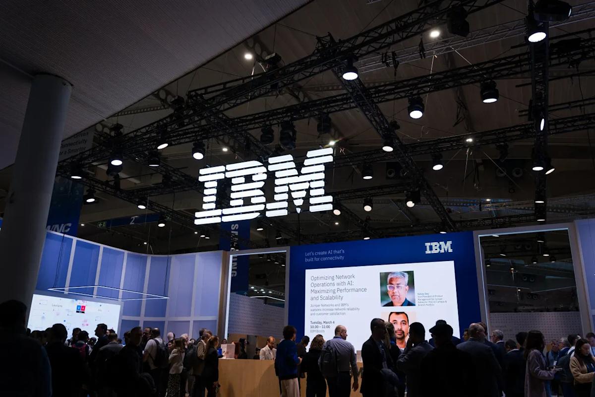 IBM Stock Rallies On Trump Administration’s $1B Grant: Analysts Say ‘Big Blue’ Could Become First US Quantum Foundry